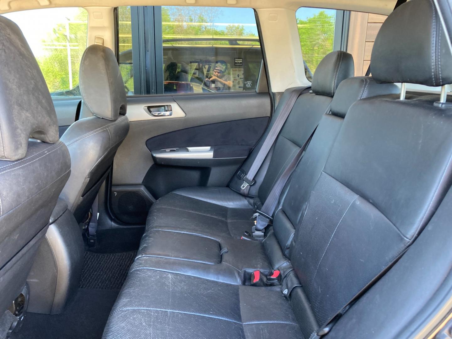 2010 Obsidian Black Subaru Forester 2.5X Limited (JF2SH6DCXAH) with an 2.5L H4 SOHC 16V engine, 4-Speed Aut transmission, located at 1800 South Ihm Blvd, Freeport, IL, 61032, (815) 232-5543, 42.278645, -89.607994 - Forester X Limited 4D SUV - Photo#8